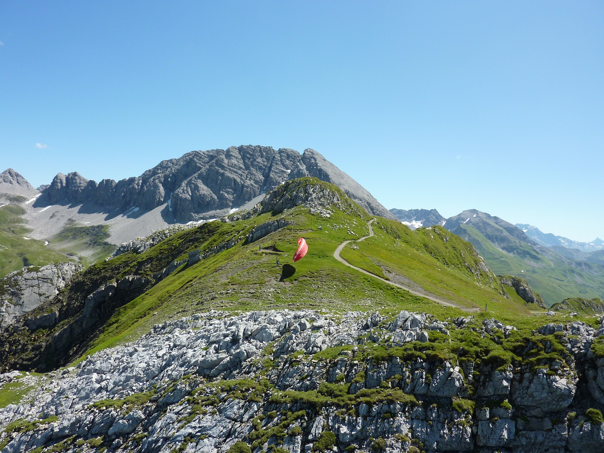 paragliding-229468_1920
